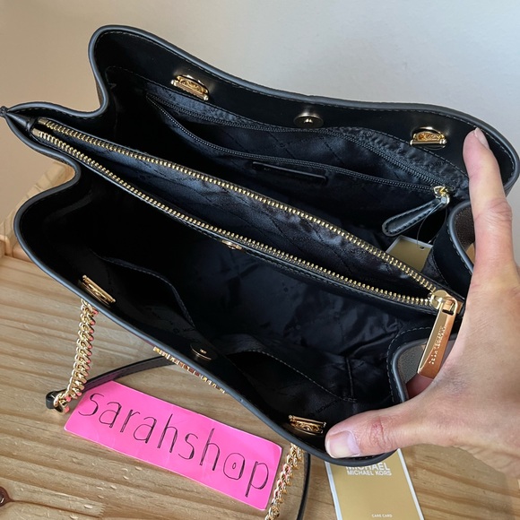 🌼Michael Kors Set - Picture 9 of 16